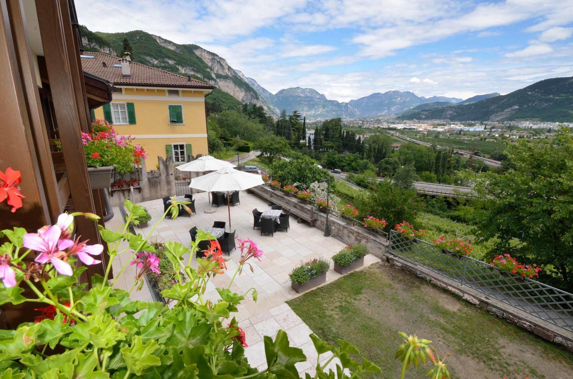 Hotel Garni San Giorgio Della Scala And Breakfast Trento